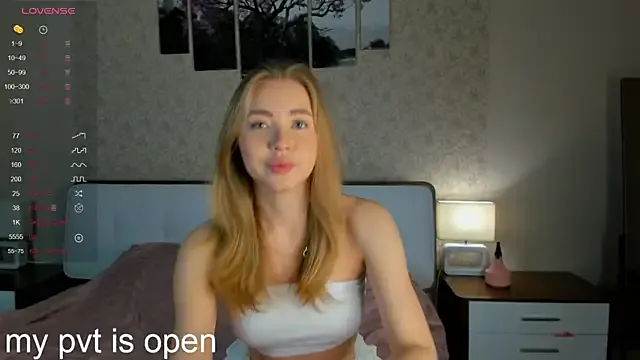 Anna_mileer on StripChat 