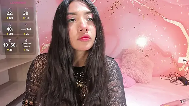 Annelov18 on StripChat 