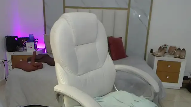 annita_cooper_ on StripChat 