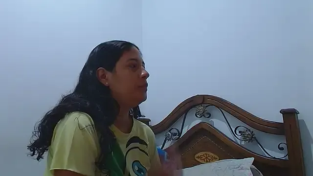 Aria_Arthur on StripChat 