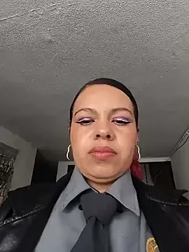 Ariana-07 on StripChat 