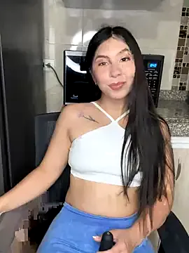 Ashley-White- — Seduction of Outfit