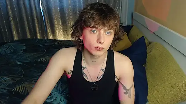 axxxturel on StripChat 