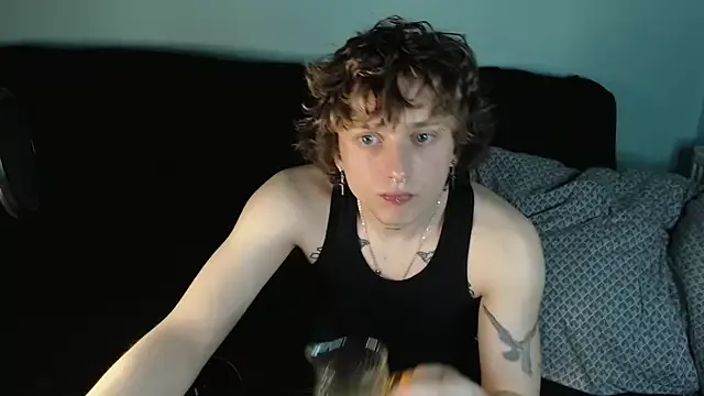 axxxturel on StripChat 
