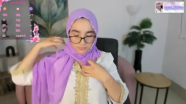 Ayha_khalaf — intense fingers pussy + spanks pussy