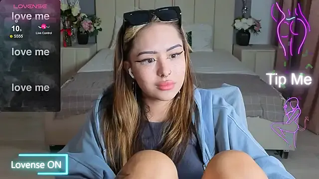 baby__kim on StripChat 