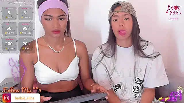 BarbieHotLaura on StripChat 