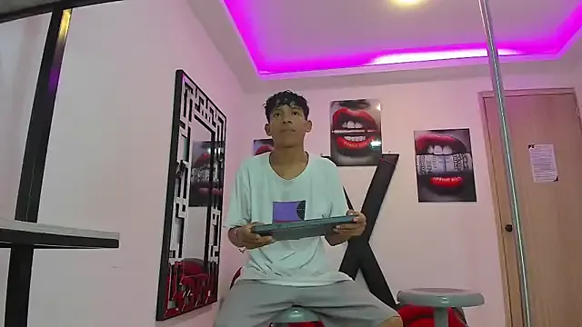 BEAUTY_BOYS1 — SUCK BALLS 