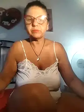 bellabrunasexy on StripChat 