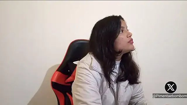 bombomepimenta on StripChat 