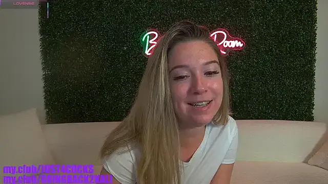 boomboomr00m on StripChat 