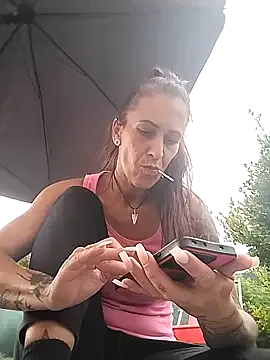 bosslady1984 on StripChat 