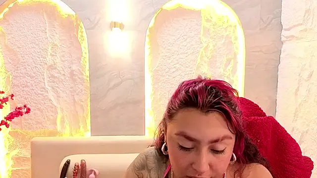 brittany_tp — Show the pumps / Twerking