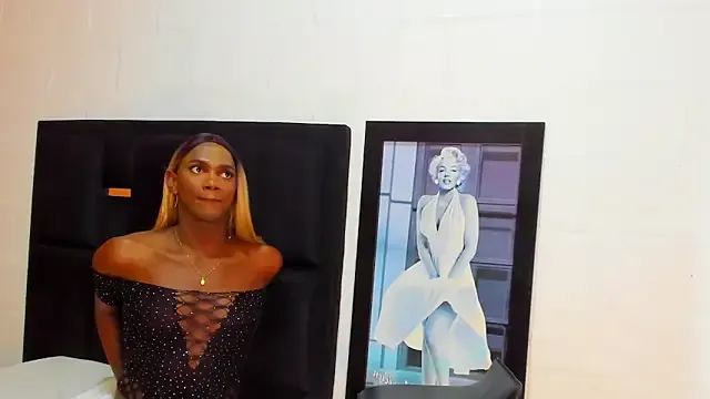 bunnyrose_18 on StripChat 