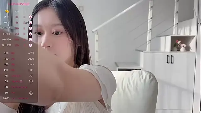 Cassie-20 on StripChat 
