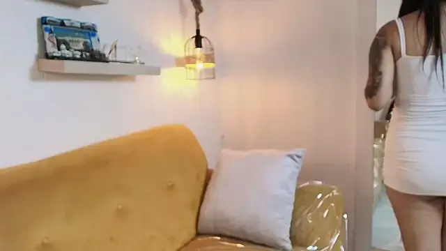 Catalinarose_ on StripChat