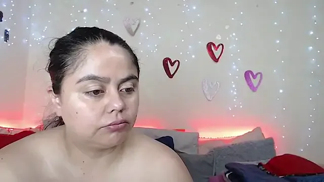 celeste_hotty on StripChat 