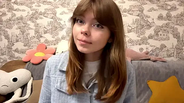 CoralinaEastoy — to moan in your ear