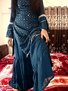 Cute-Bhavya — Ass oil massage