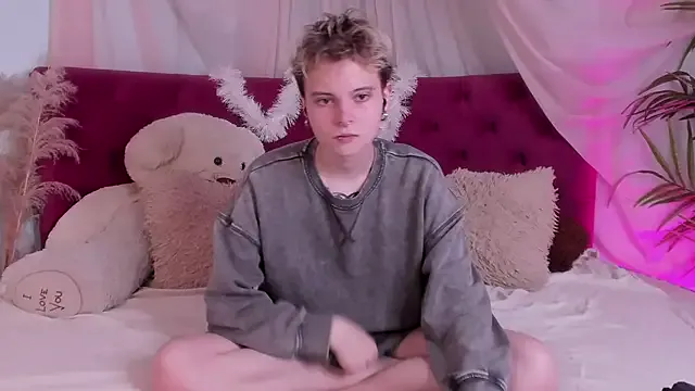DemianEnglen — FOOT FETISH