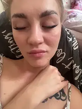 DreamGirl-777 — Fisting and Orgazm