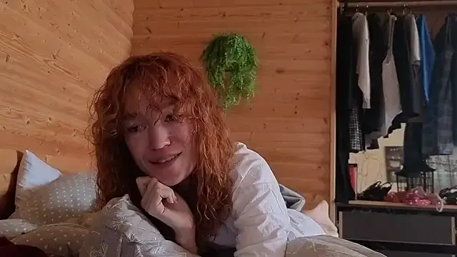emiliyafox_ — SHOWER NAKED AT GOAL