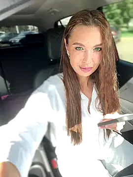 Emma_Catt —  Show pussy 