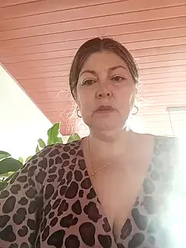 emma_tour — Don't let them catch me / Vibrate PUSSY