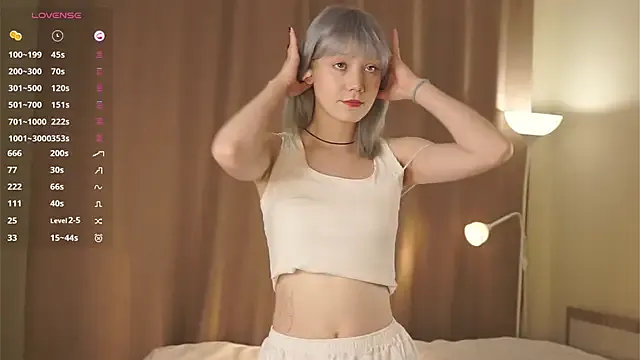 EsterPrauner on StripChat