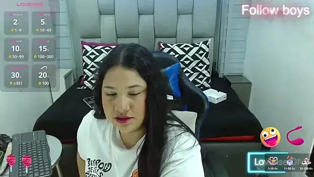 evelin_zaens on StripChat 