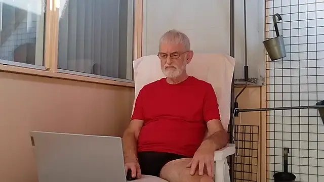 ewaldwillems99 — Freechat on StripChat