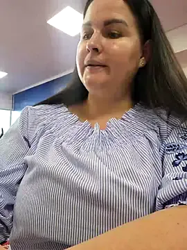 GeorgiaLerox — Slap my big ass / leggings on