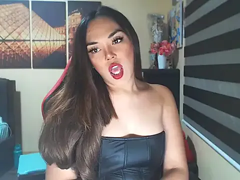 GODDESSxxxSCARLET on StripChat 