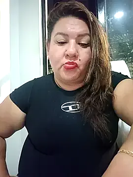 HORNY_MATURE25 — Wet my pussy very hard er
