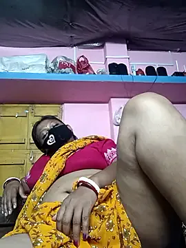 Hotty-rosni — Full nude show