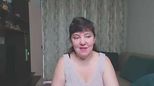 Illusionq on StripChat 