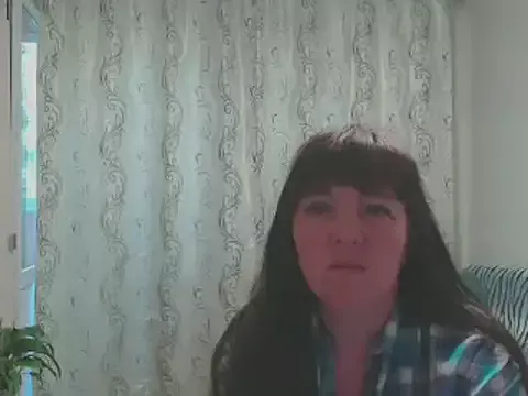 Illusionq on StripChat 