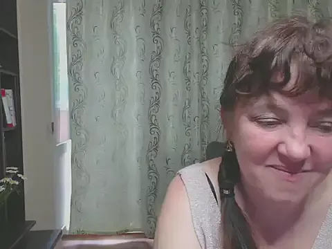 Illusionq on StripChat 