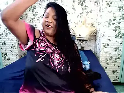 IndianDelia on StripChat 
