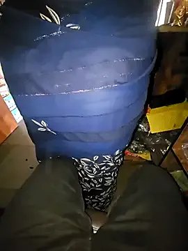 indianhotwife639 on StripChat