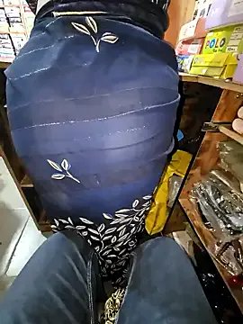 indianhotwife639 on StripChat