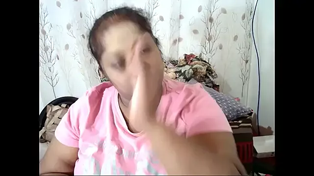 Indiantasha on StripChat 
