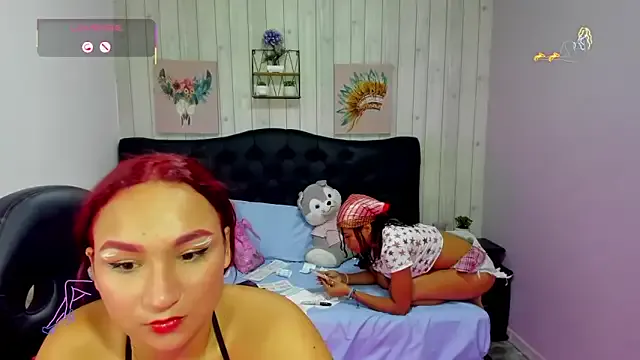 Iris_Evanss on StripChat 