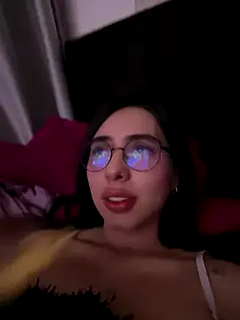 isabella_jade — Private on StripChat
