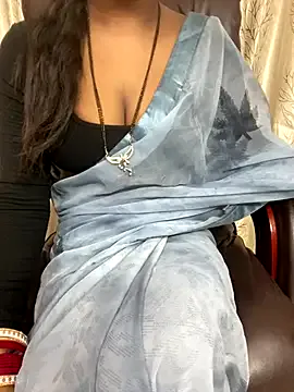 its_shweta — Bikini  Dance in public 