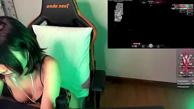JayJaylov on StripChat 