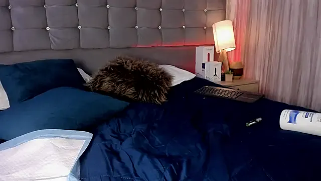 Jenna-Mitchell on StripChat 