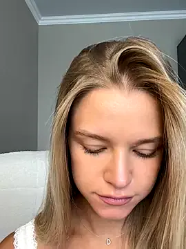 JessIsLove on StripChat 