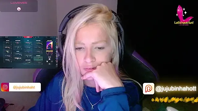 jujubinhahot — show boobs