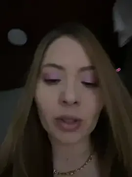 KatteAdams on StripChat 